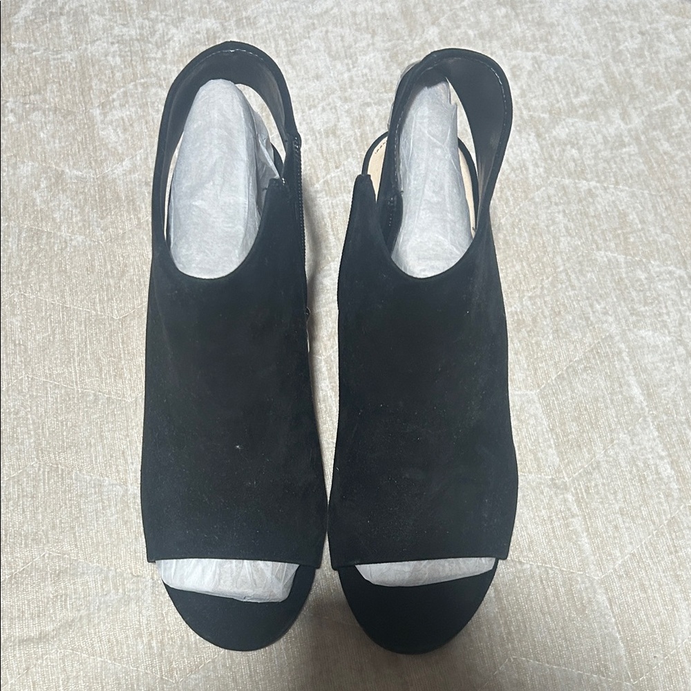 Vince Camuto Elegant Black Women's Peep-Toe Shoes